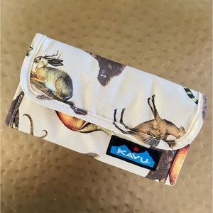Kavu mythical creatures big spend trifold clutch wallet